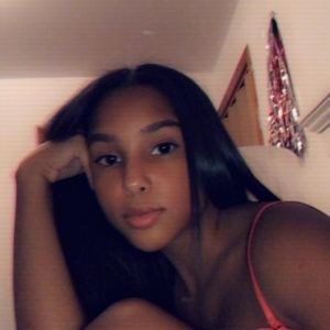 Meet your Posher, Esme